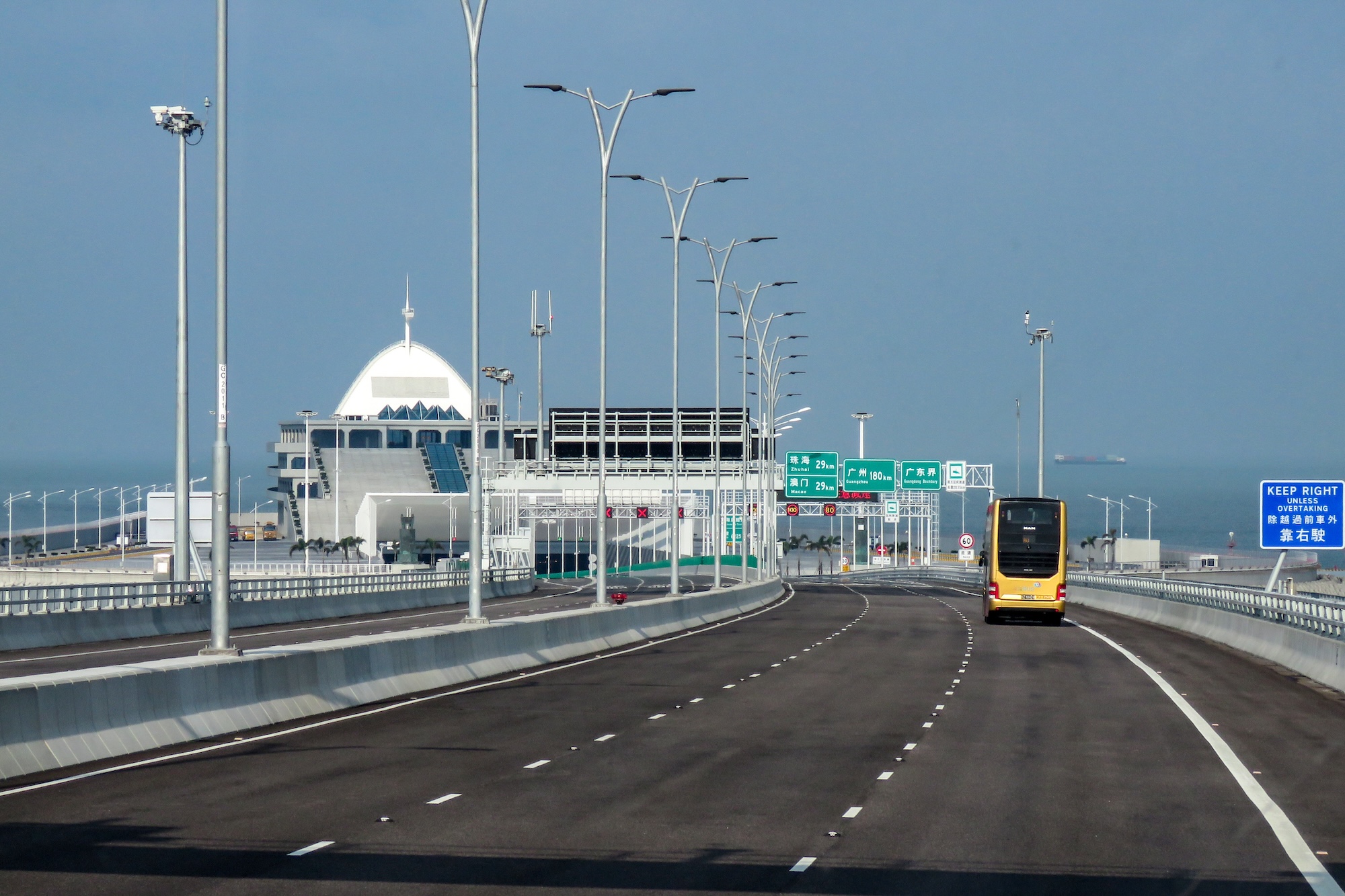 Macao to Hong Kong Airport - HK Airport Direct bus